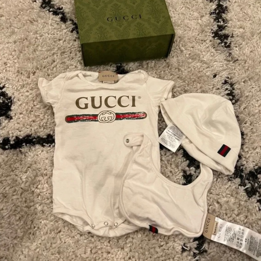 Gucci 3 piece set (Unisex)